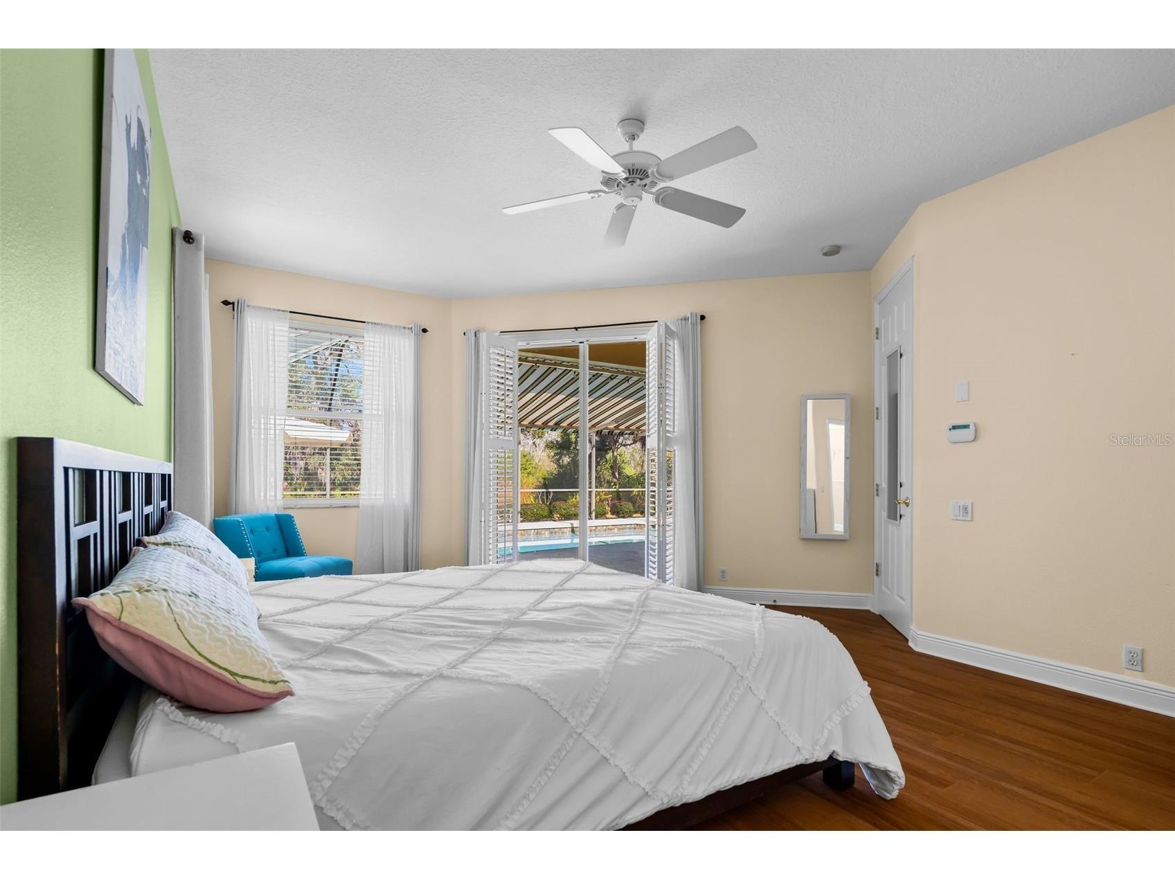 4751 Carrington Circle Sarasota FL 34243 A4683772 image25