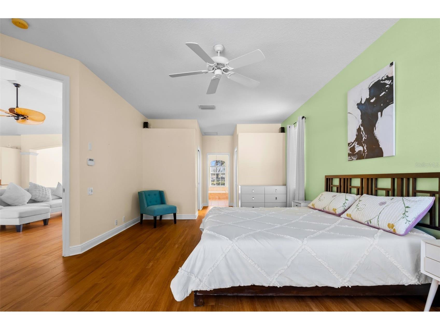 4751 Carrington Circle Sarasota FL 34243 A4683772 image26