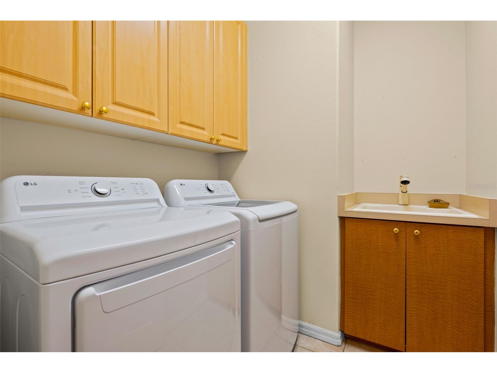 4751 Carrington Circle Sarasota FL 34243 A4683772 image36