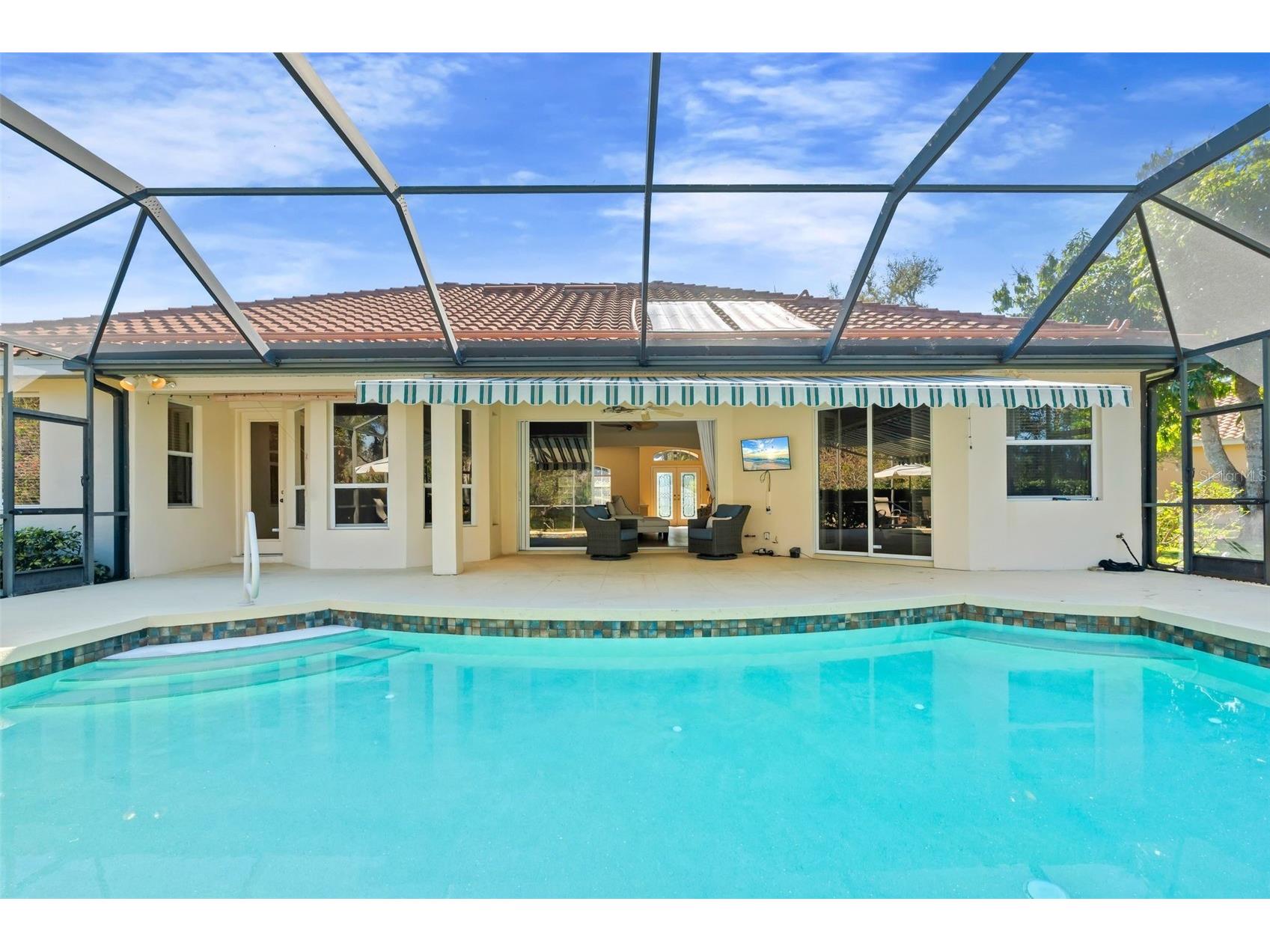 4751 Carrington Circle Sarasota FL 34243 A4683772 image4