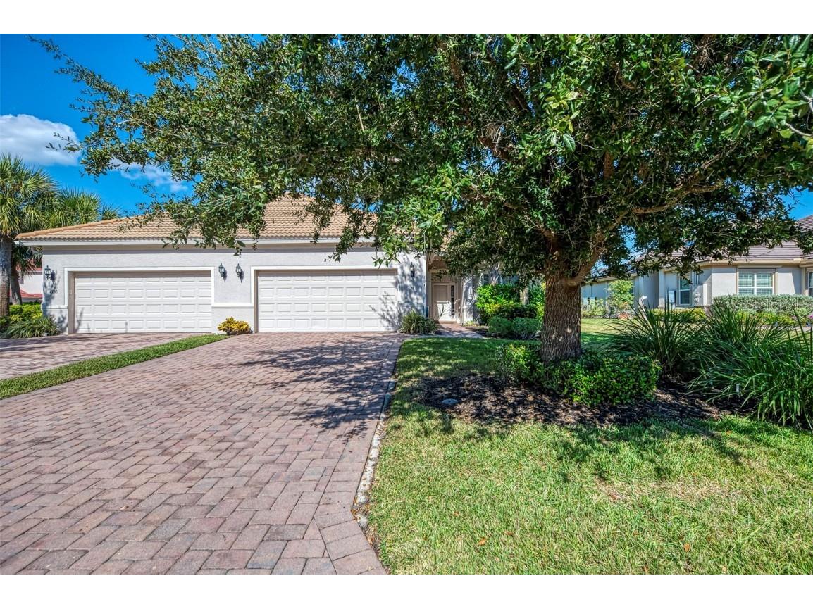 4751 Club Drive Port Charlotte FL 33953 D6144214 image1