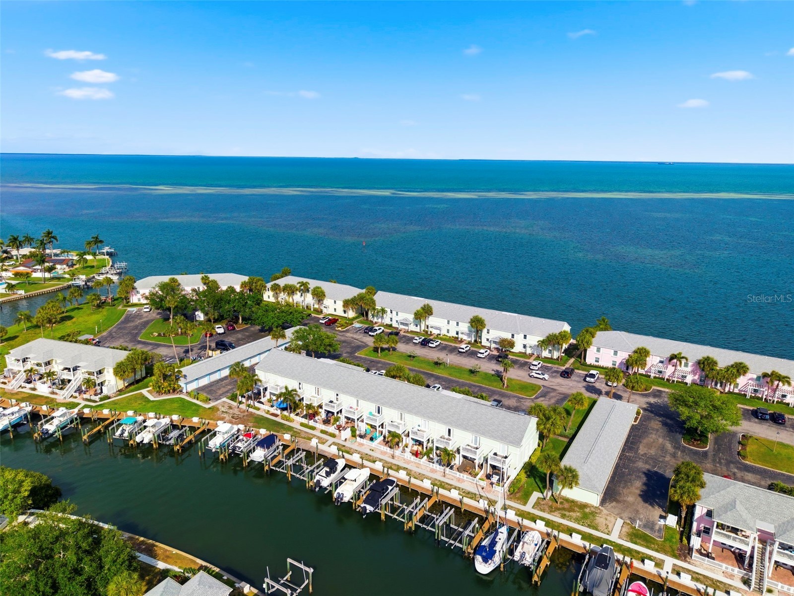 4751 Coquina Key Drive SE Saint Petersburg FL 33705 - TAMPA BAY TB8492859 image1