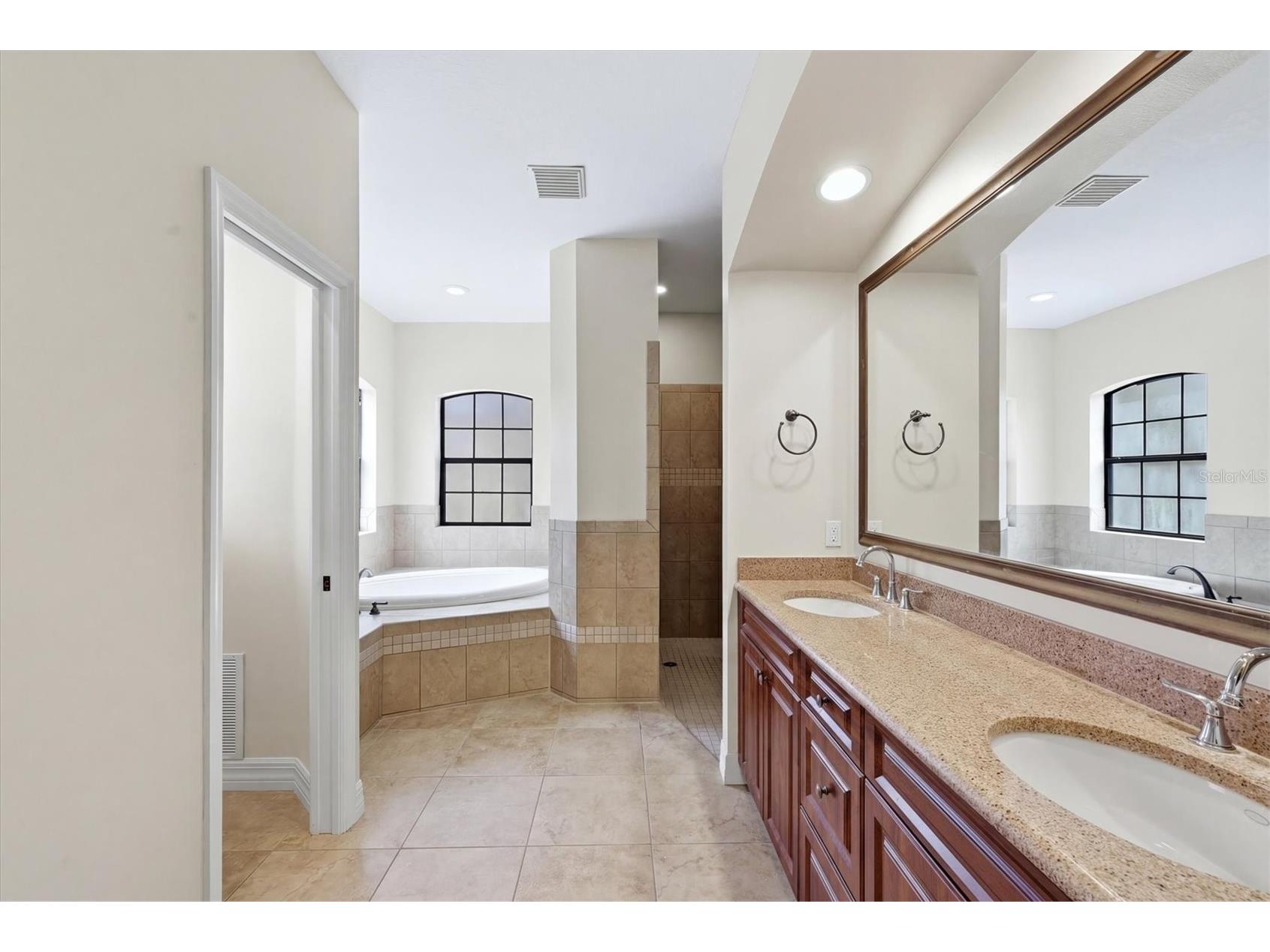 4751 Sweetshade Drive Sarasota FL 34241 A4684345 image20