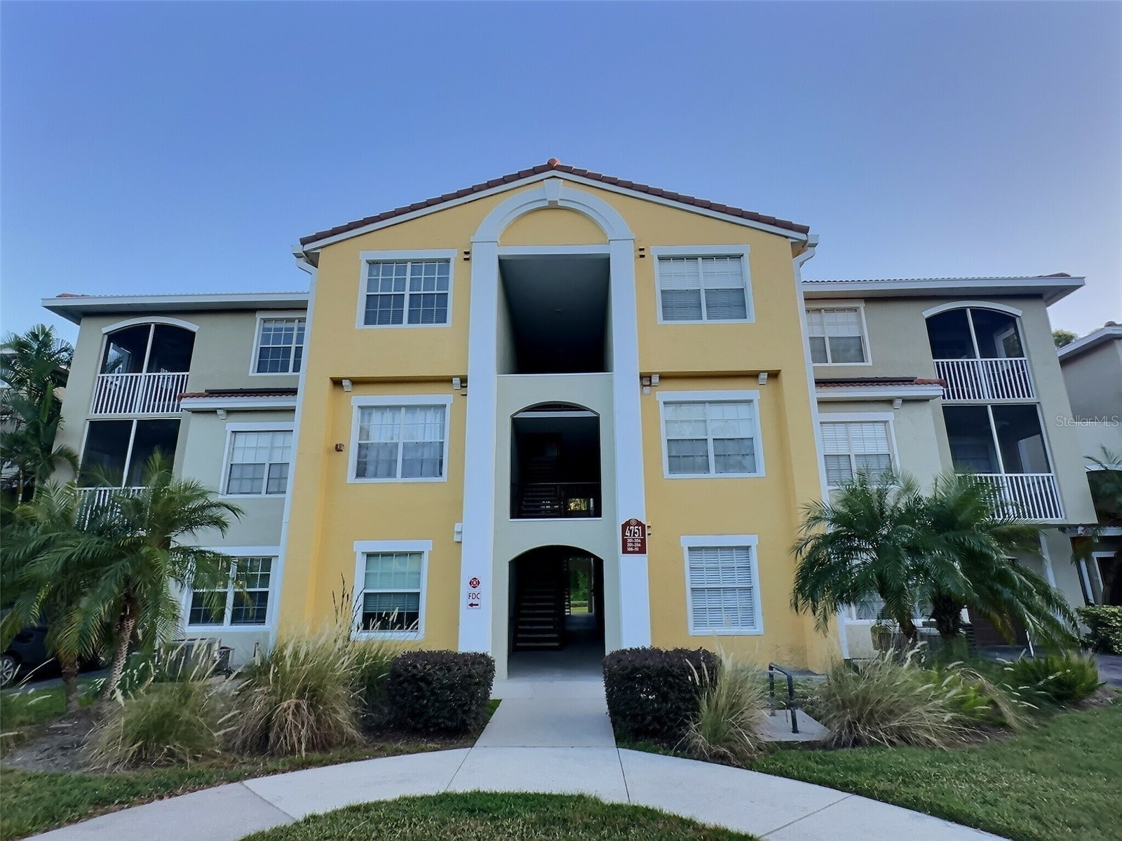 4751 Travini Circle #4-105 Sarasota FL 34235 A4690758 image2
