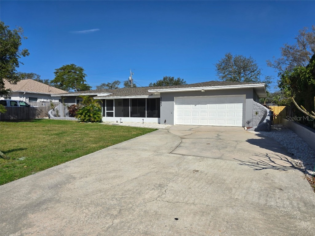 4753 48th Avenue N Saint Petersburg FL 33714 TB8374754 image1