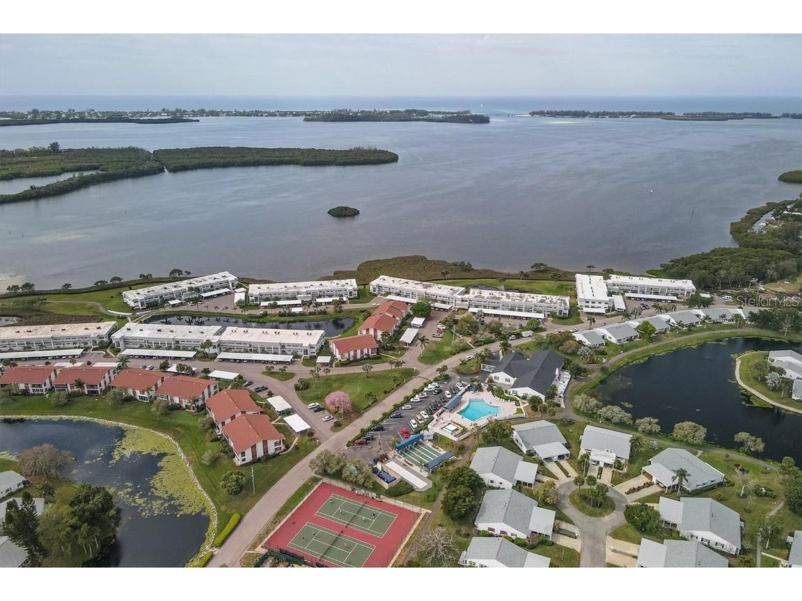 4753 Independence Drive Bradenton FL 34210 - SARASOTA BAY A4643590 image1