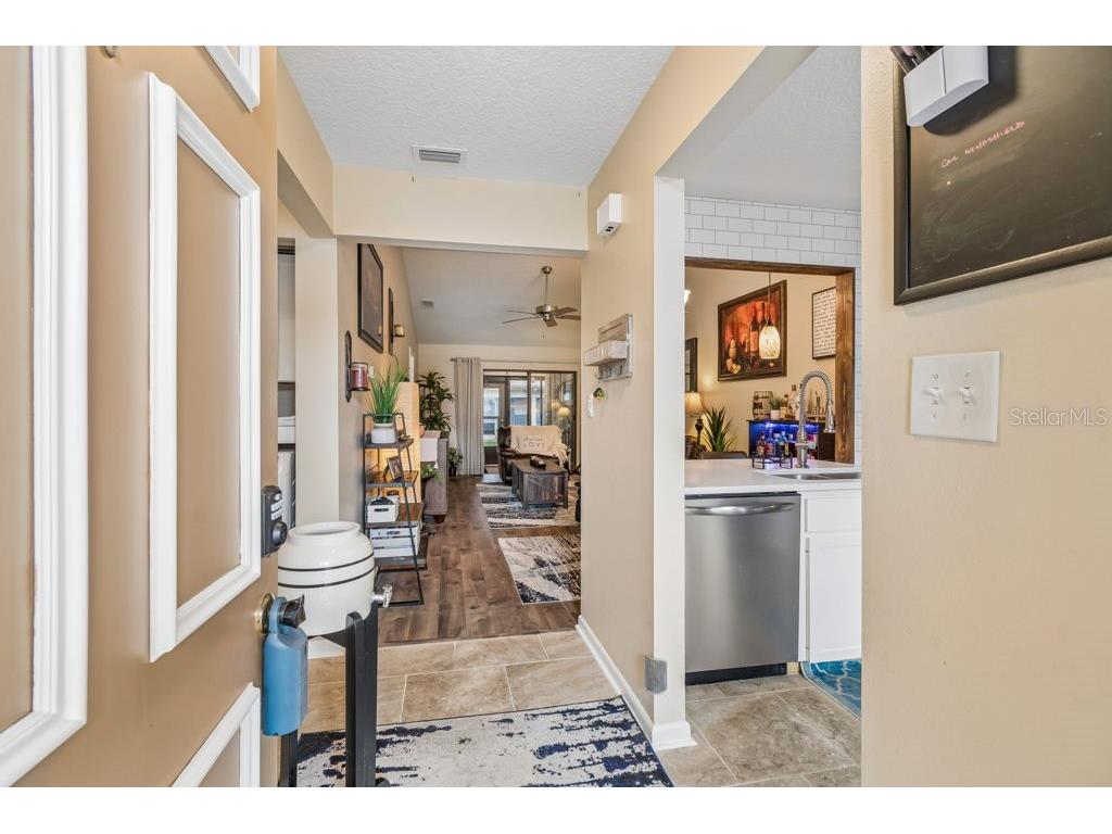 4753 Sunny Loop Holiday FL 34690 TB8494701 image12