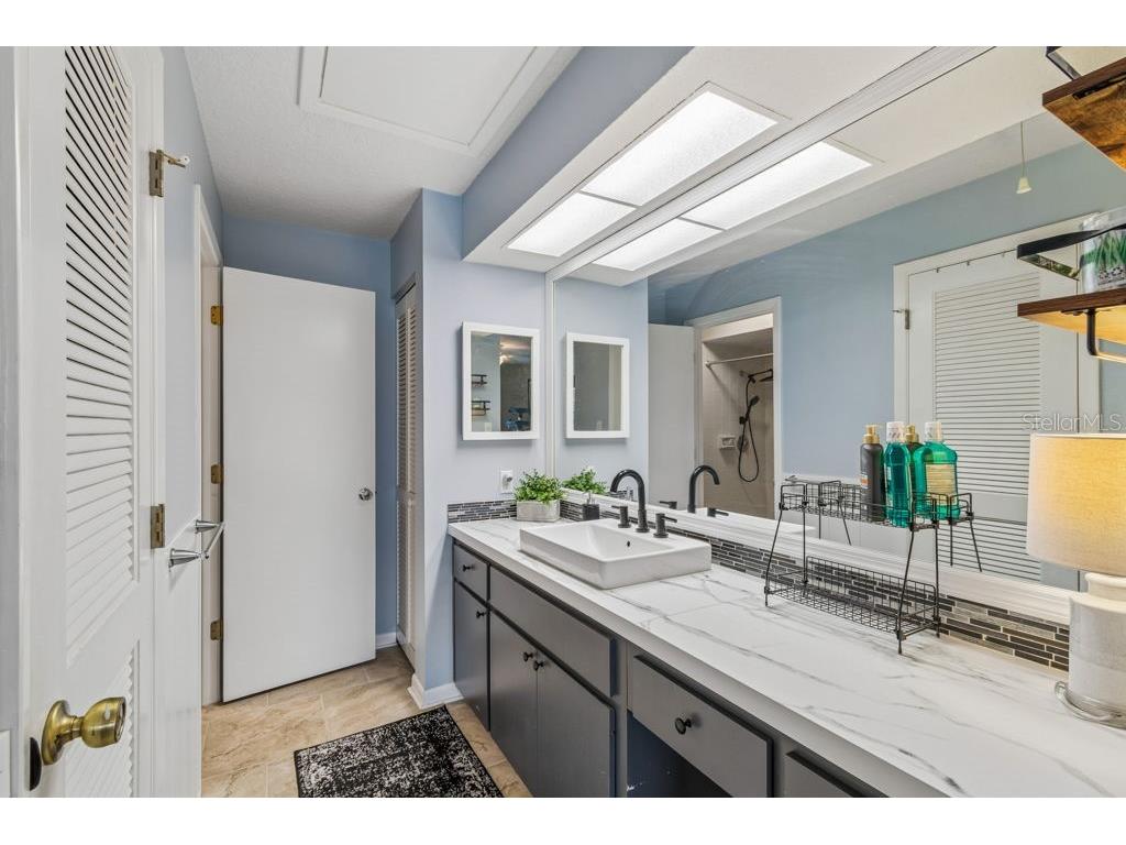 4753 Sunny Loop Holiday FL 34690 TB8494701 image21