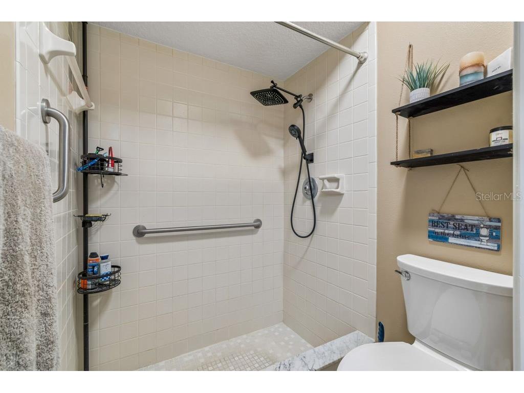 4753 Sunny Loop Holiday FL 34690 TB8494701 image22
