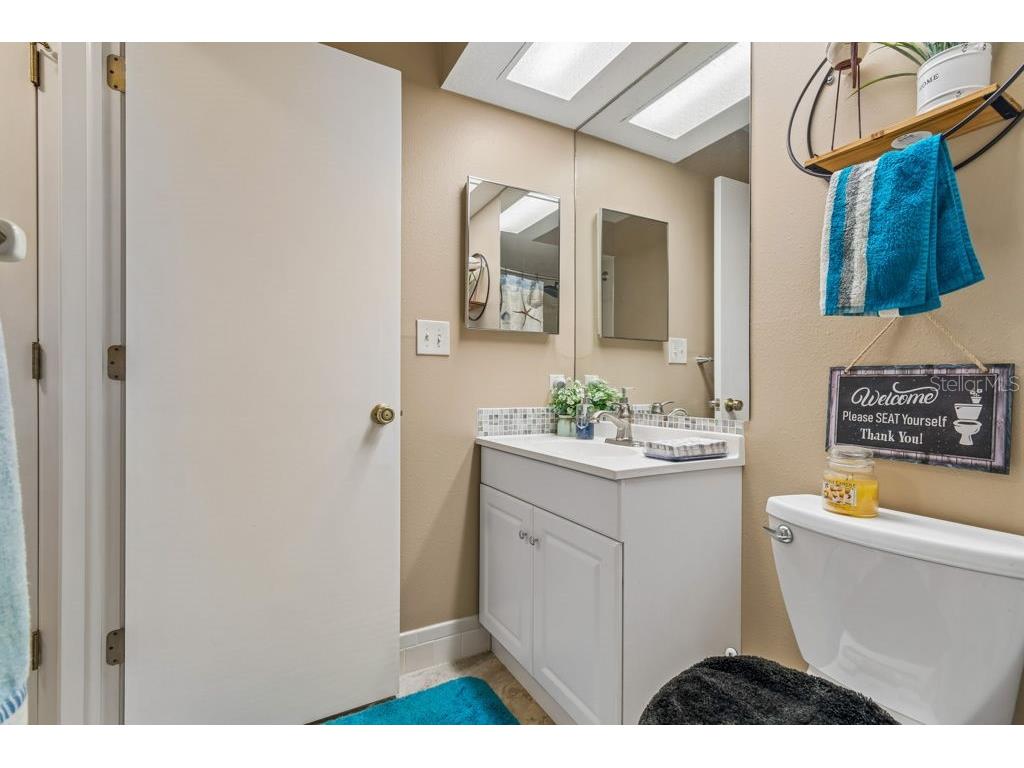 4753 Sunny Loop Holiday FL 34690 TB8494701 image29