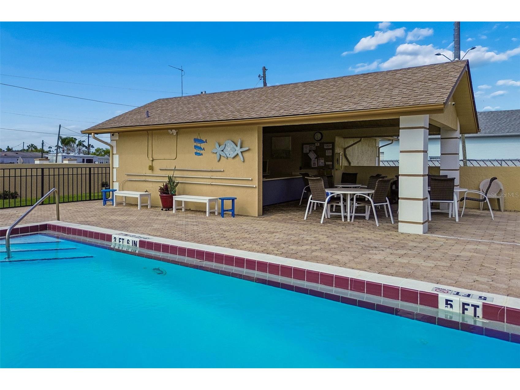 4753 Sunny Loop Holiday FL 34690 TB8494701 image39