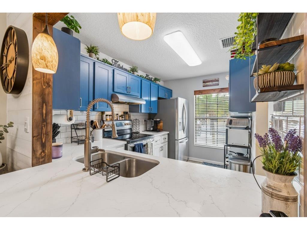 4753 Sunny Loop Holiday FL 34690 TB8494701 image5