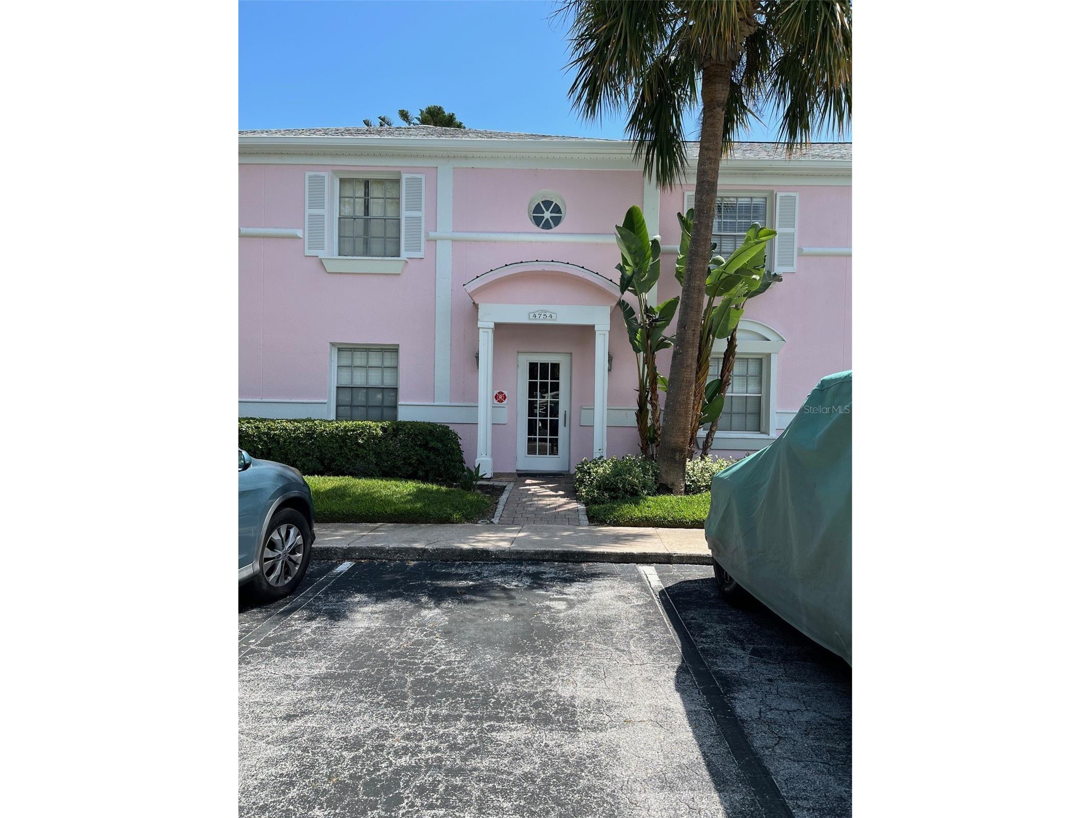 4754 Cobia Drive SE #D Saint Petersburg FL 33705 TB8498525 image1