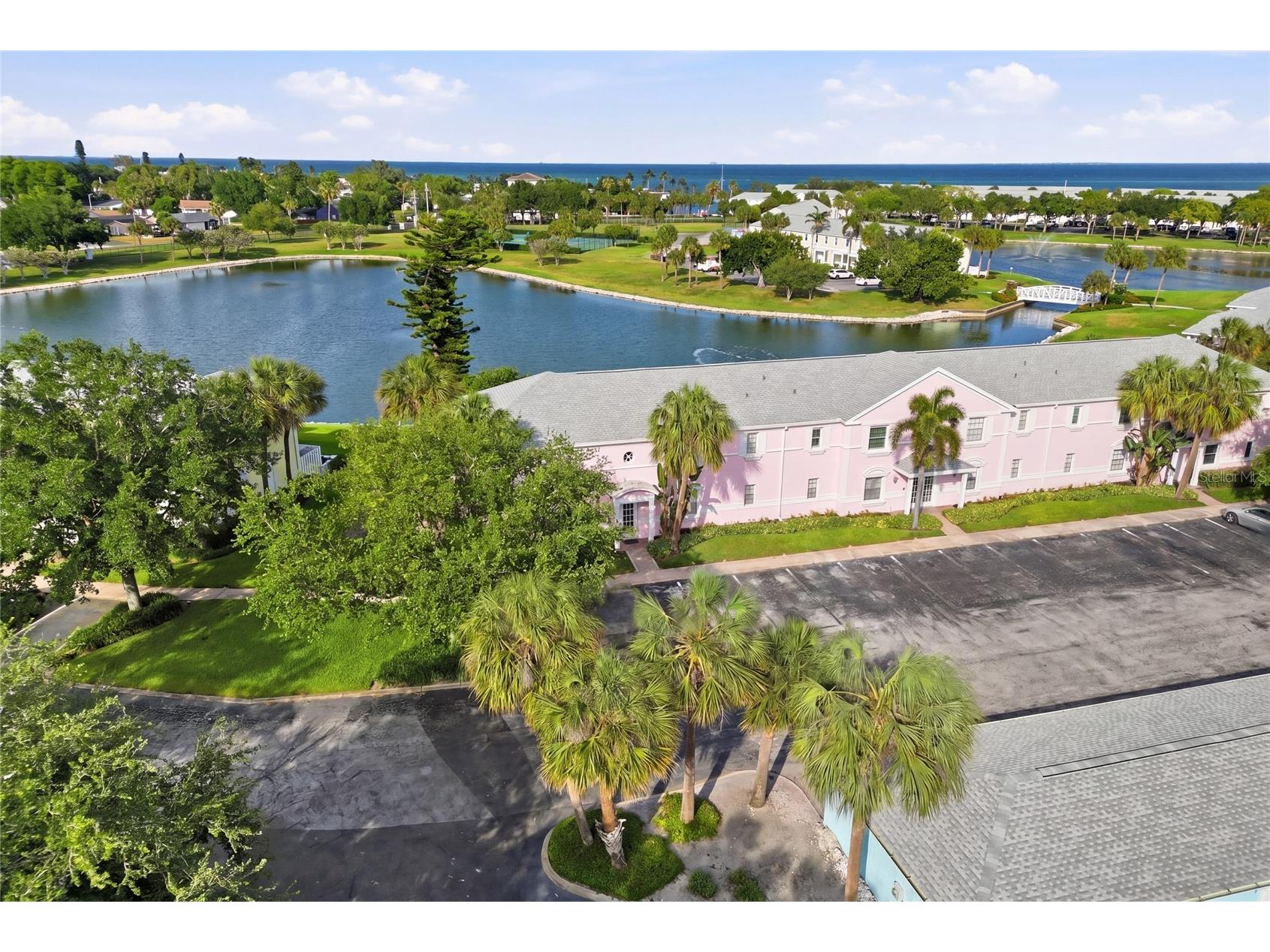 4754 Cobia Drive SE #D Saint Petersburg FL 33705 TB8498525 image2