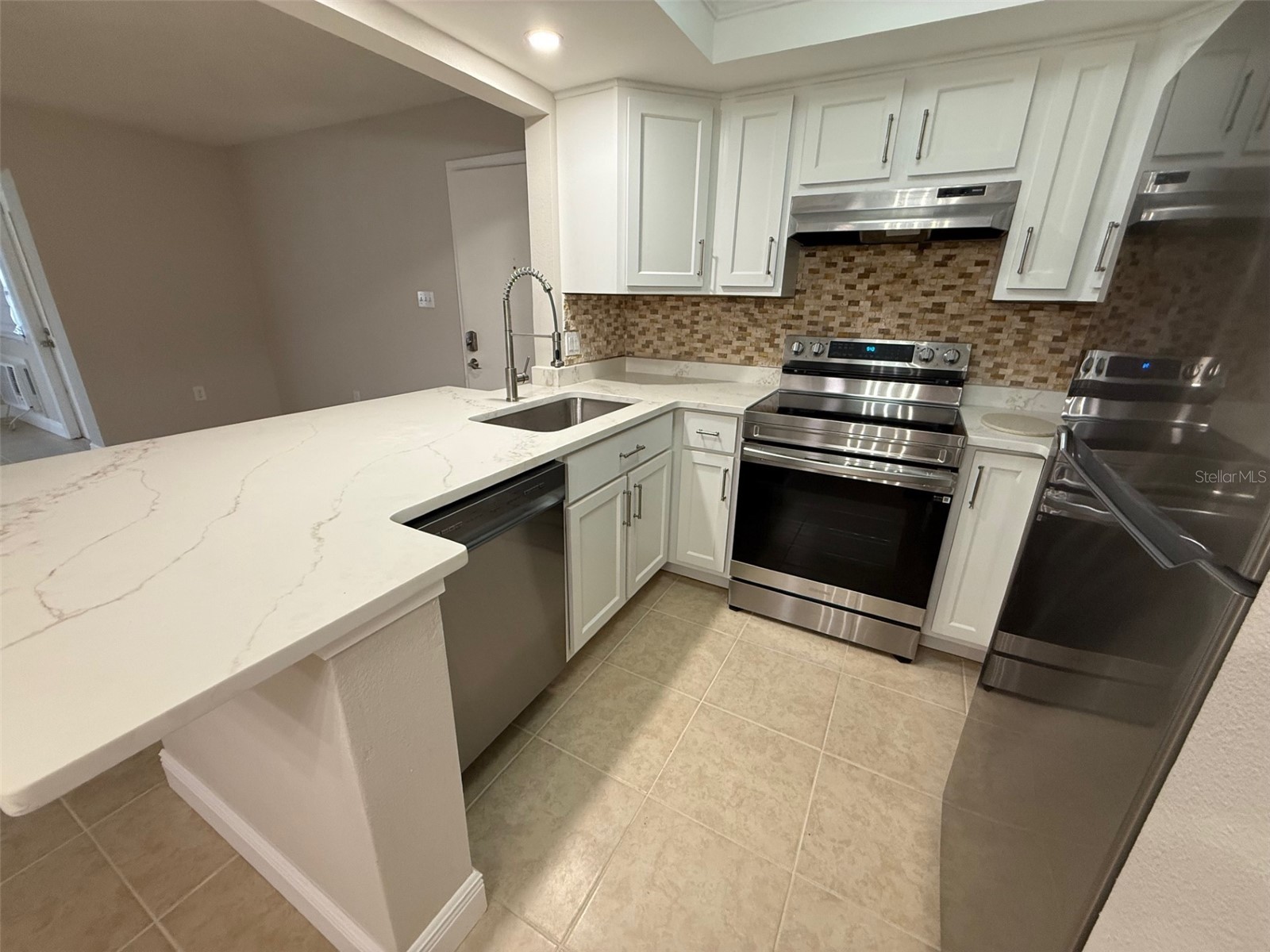 4754 Marine Parkway #102-I New Port Richey FL 34652 W7881322 image2