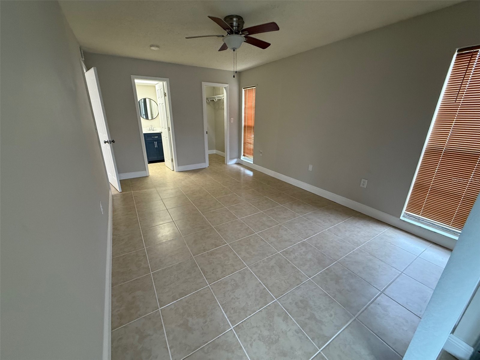 4754 Marine Parkway #102-I New Port Richey FL 34652 W7881322 image3
