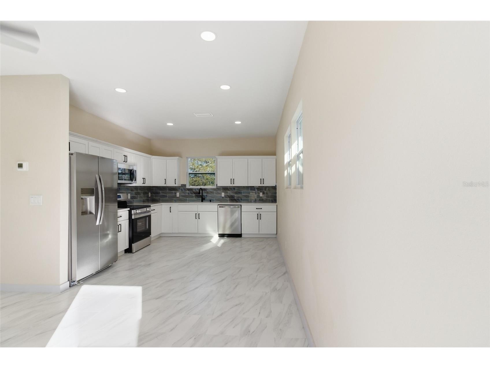 4755 11th Avenue S Saint Petersburg FL 33711 A4654974 image47