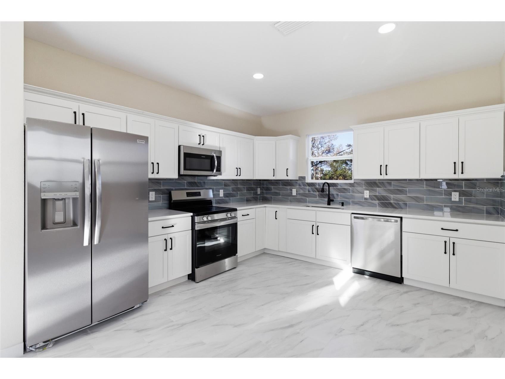 4755 11th Avenue S Saint Petersburg FL 33711 A4654974 image49