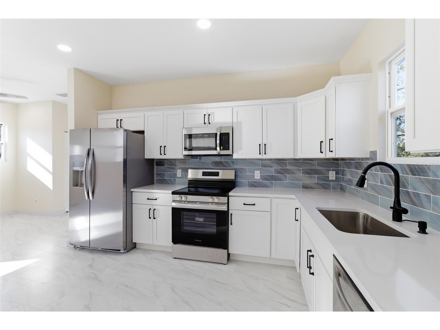 4755 11th Avenue S Saint Petersburg FL 33711 A4654974 image50
