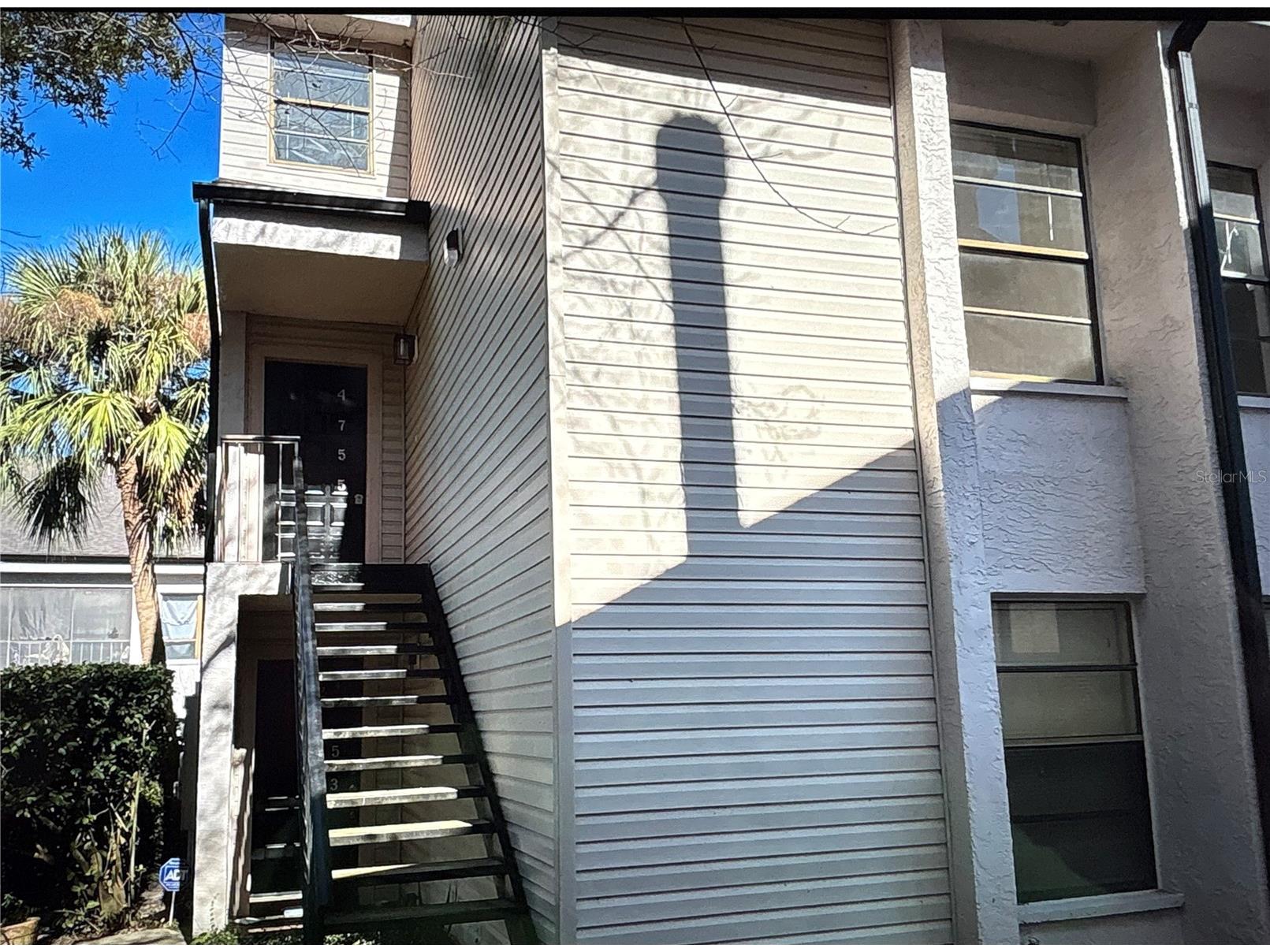 4755 Puritan Circle #521 Tampa FL 33617 - HILLSBOROUGH RIVER TB8459875 image1