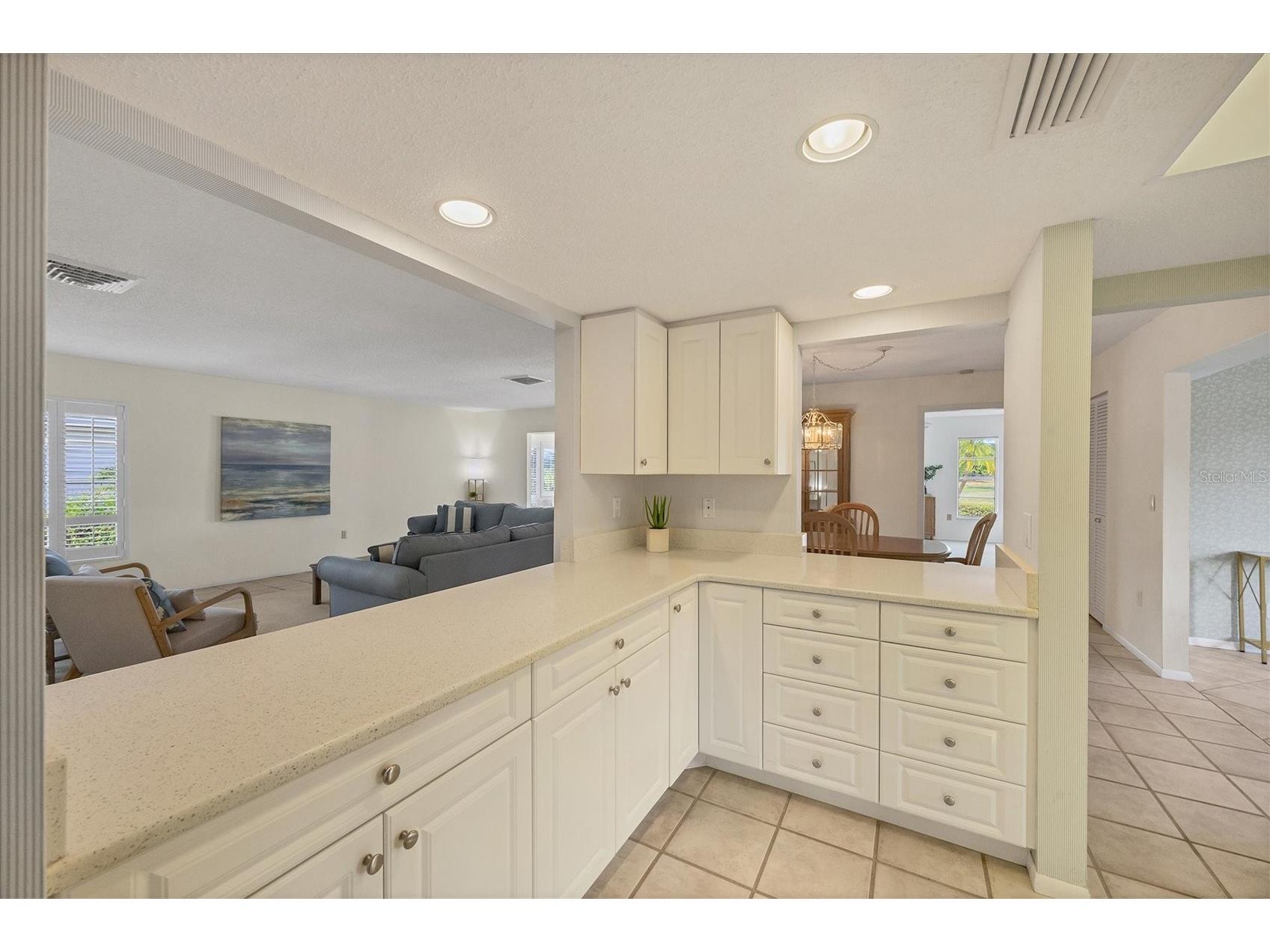 4755 Ringwood Meadow Sarasota FL 34235 A4669818 image21