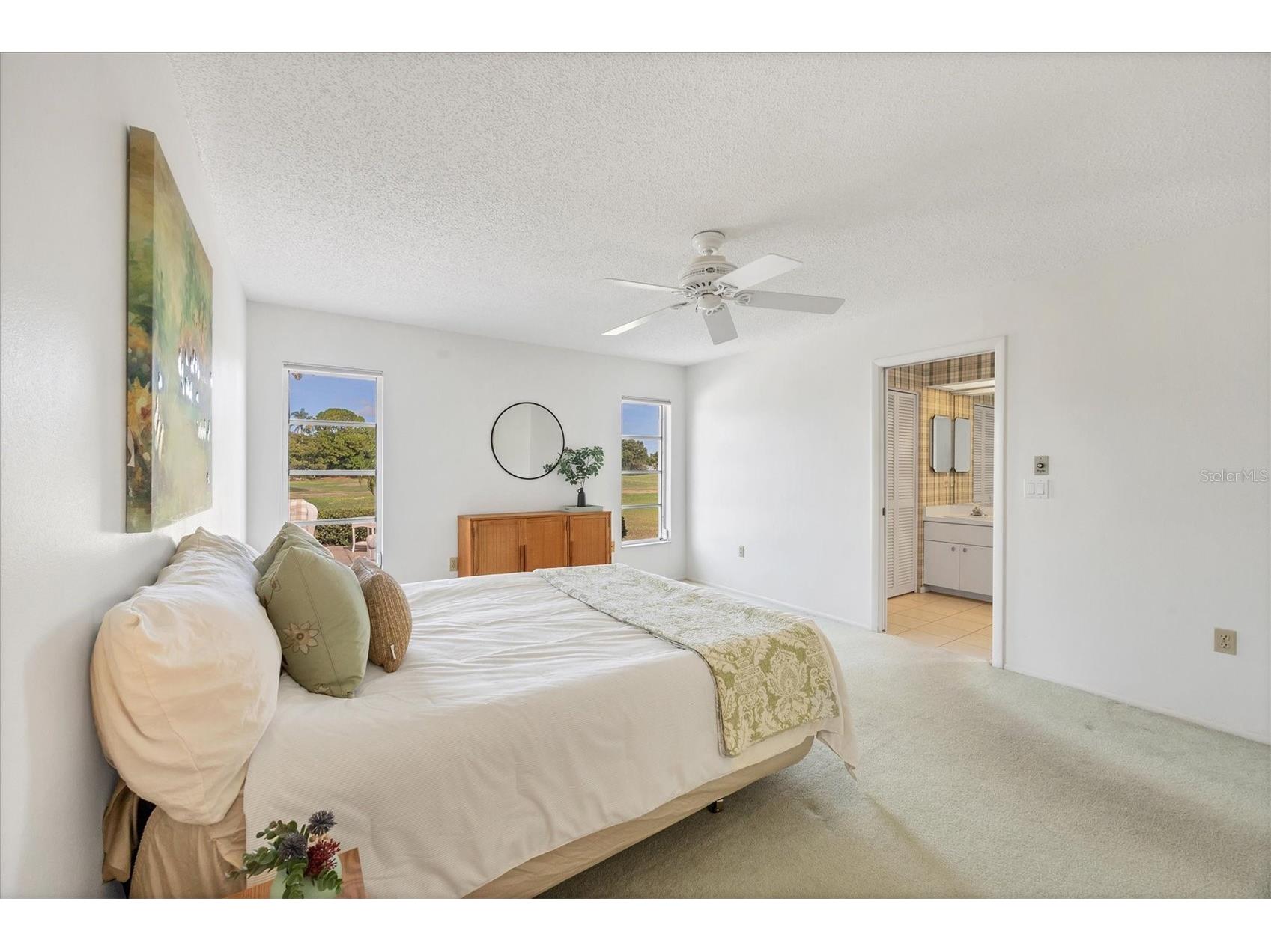 4755 Ringwood Meadow Sarasota FL 34235 A4669818 image23