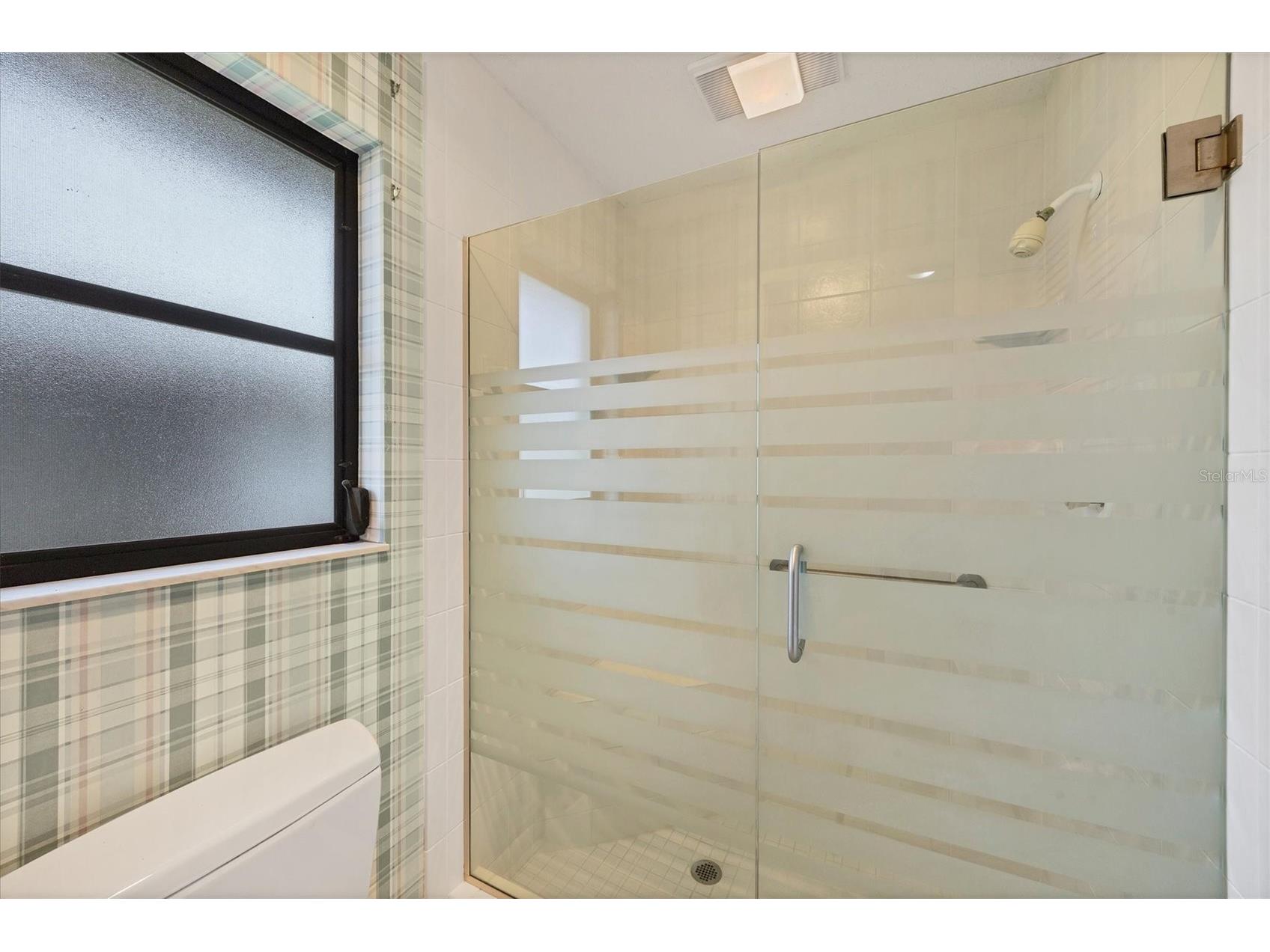 4755 Ringwood Meadow Sarasota FL 34235 A4669818 image25