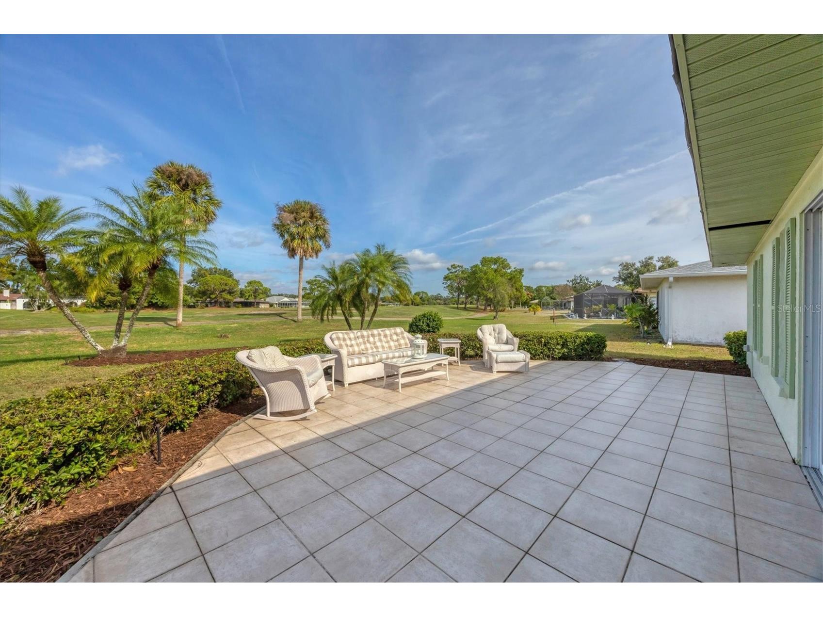 4755 Ringwood Meadow Sarasota FL 34235 A4669818 image33