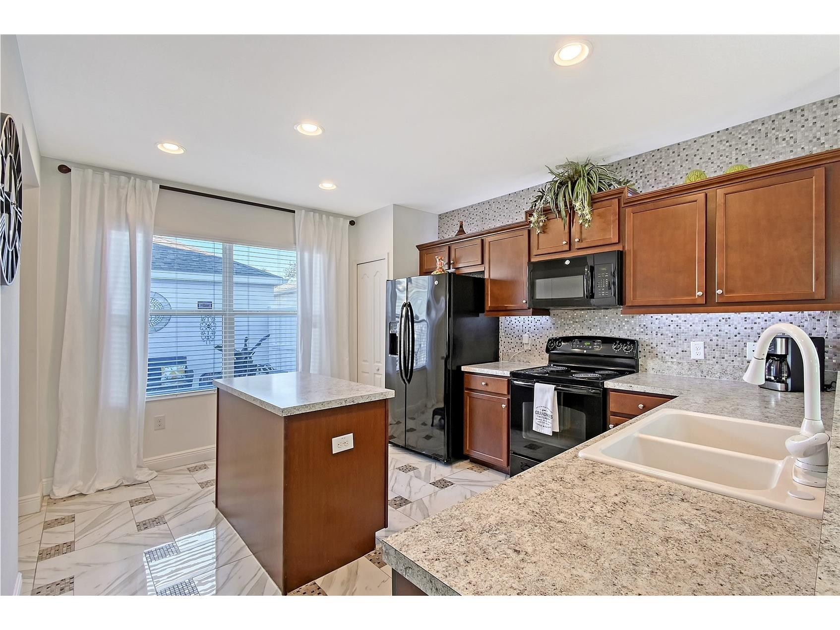 4755 Woodbrook Drive Sarasota FL 34243 A4678195 image10