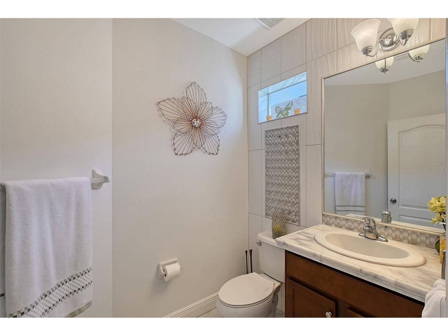 4755 Woodbrook Drive Sarasota FL 34243 A4678195 image13