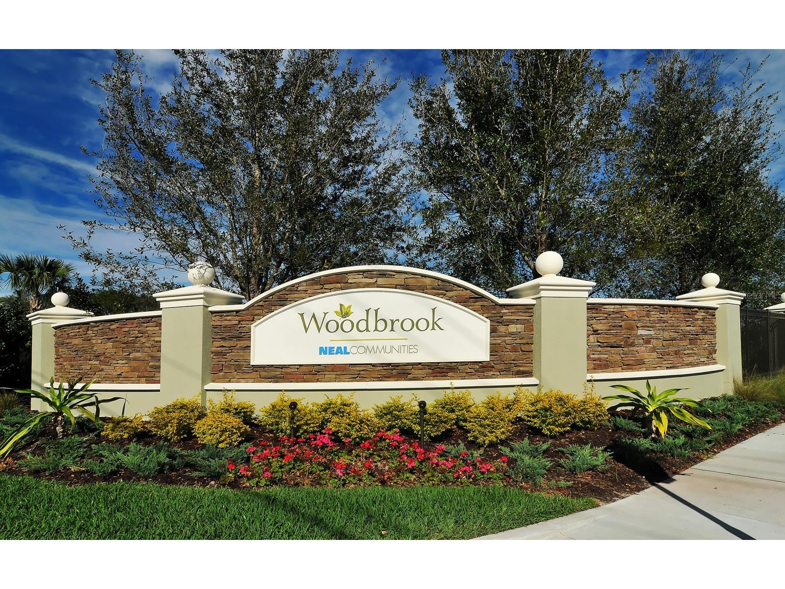 4755 Woodbrook Drive Sarasota FL 34243 A4678195 image18