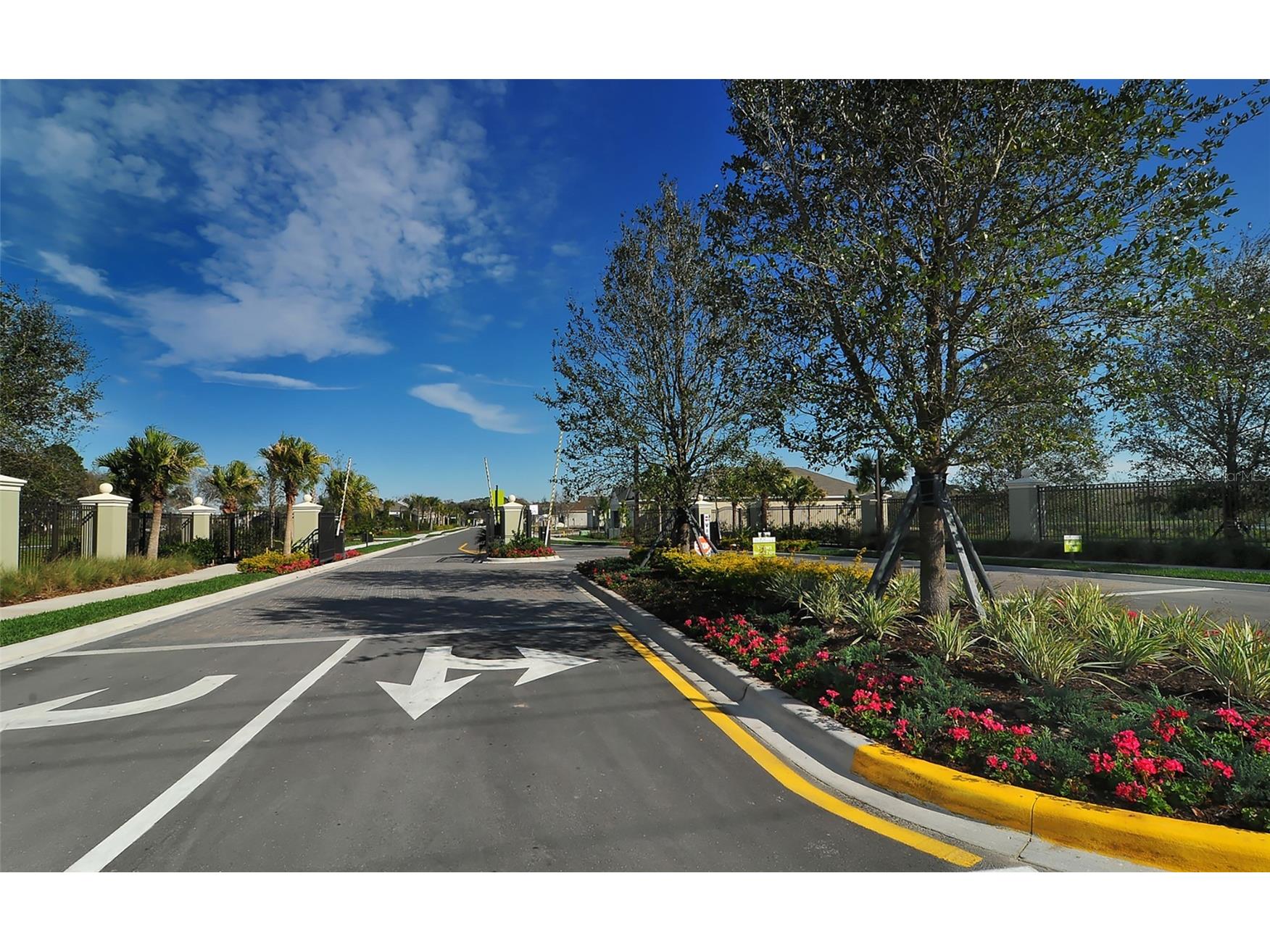 4755 Woodbrook Drive Sarasota FL 34243 A4678195 image19