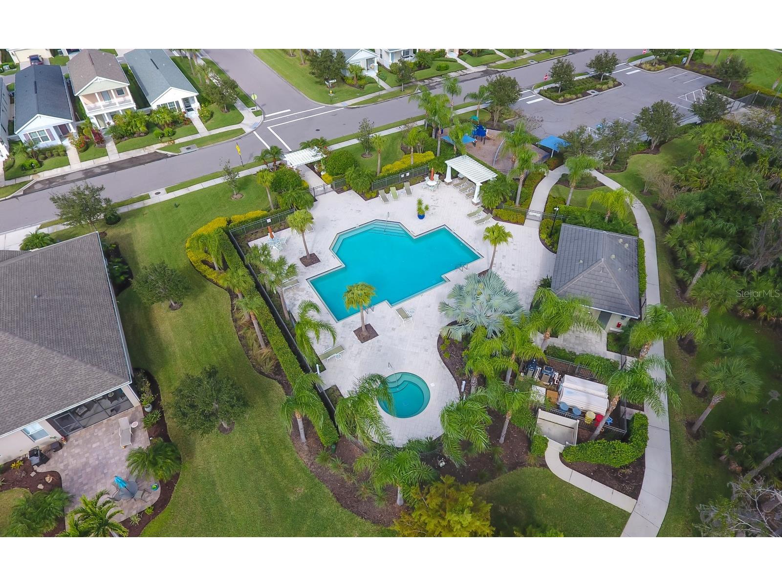 4755 Woodbrook Drive Sarasota FL 34243 A4678195 image21