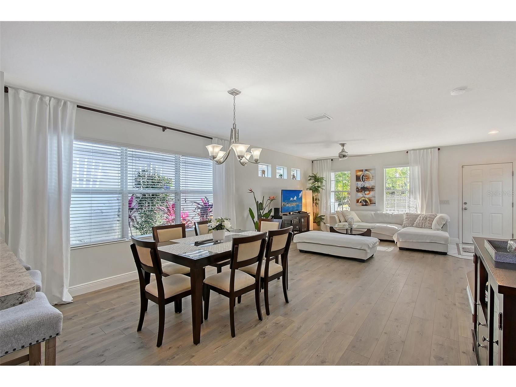 4755 Woodbrook Drive Sarasota FL 34243 A4678195 image8