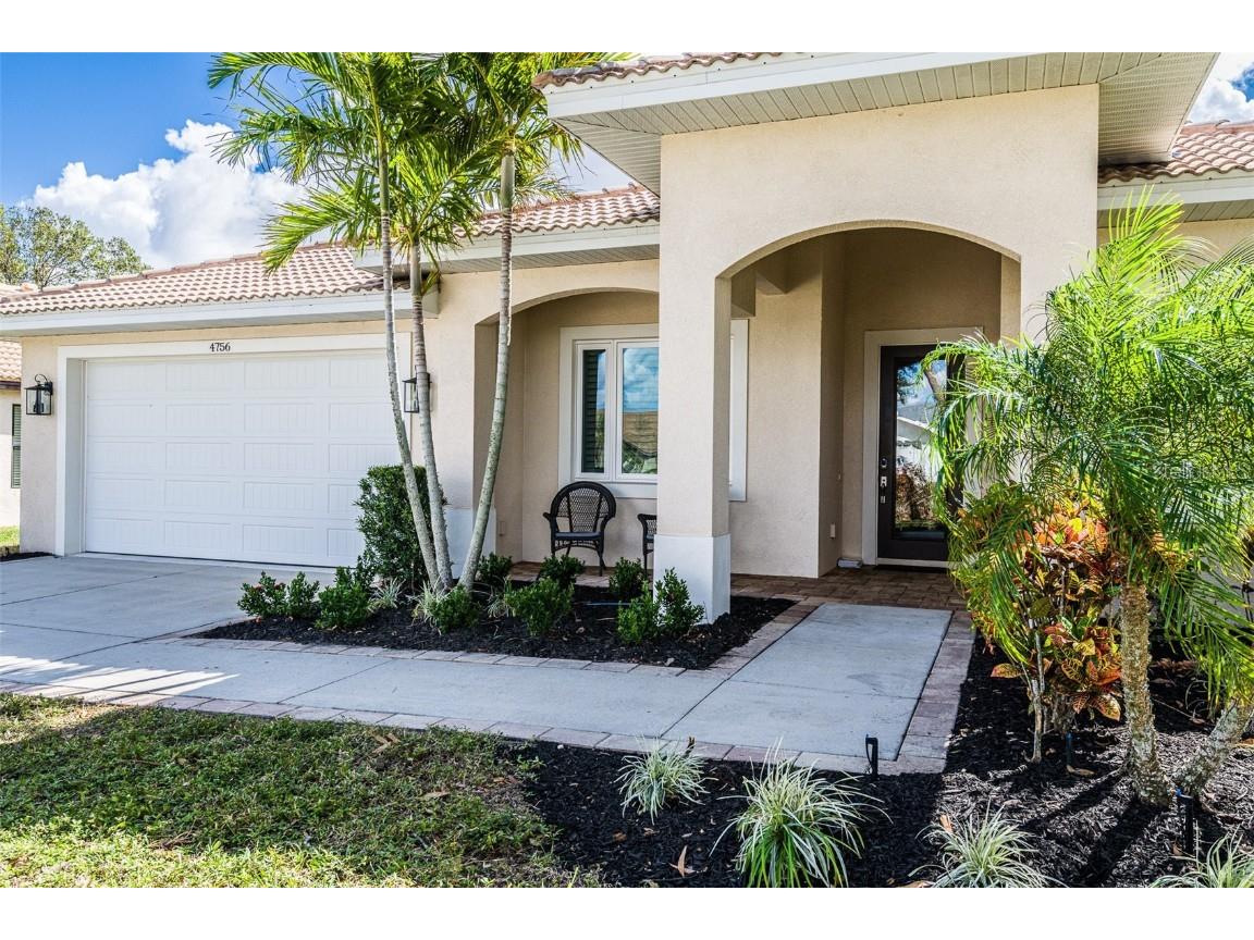 4756 Ringwood Meadow Sarasota FL 34235 A4627067 image1