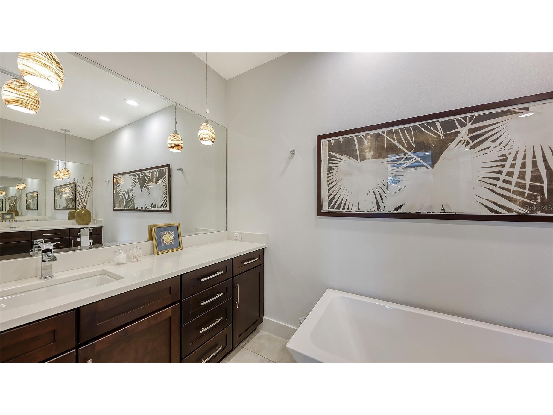 4756 Ringwood Meadow Sarasota FL 34235 A4681012 image25