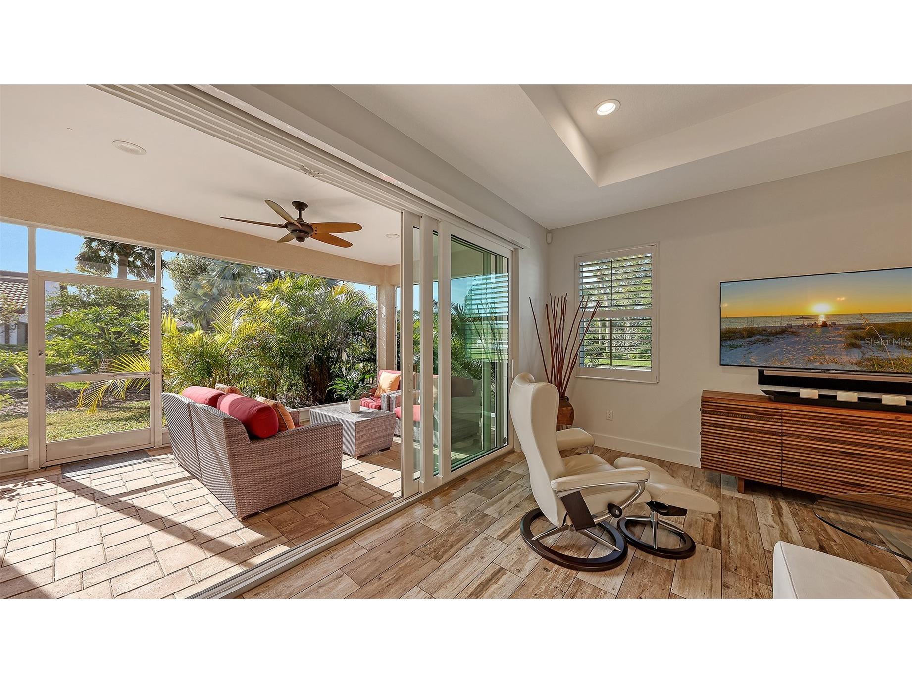 4756 Ringwood Meadow Sarasota FL 34235 A4681012 image8