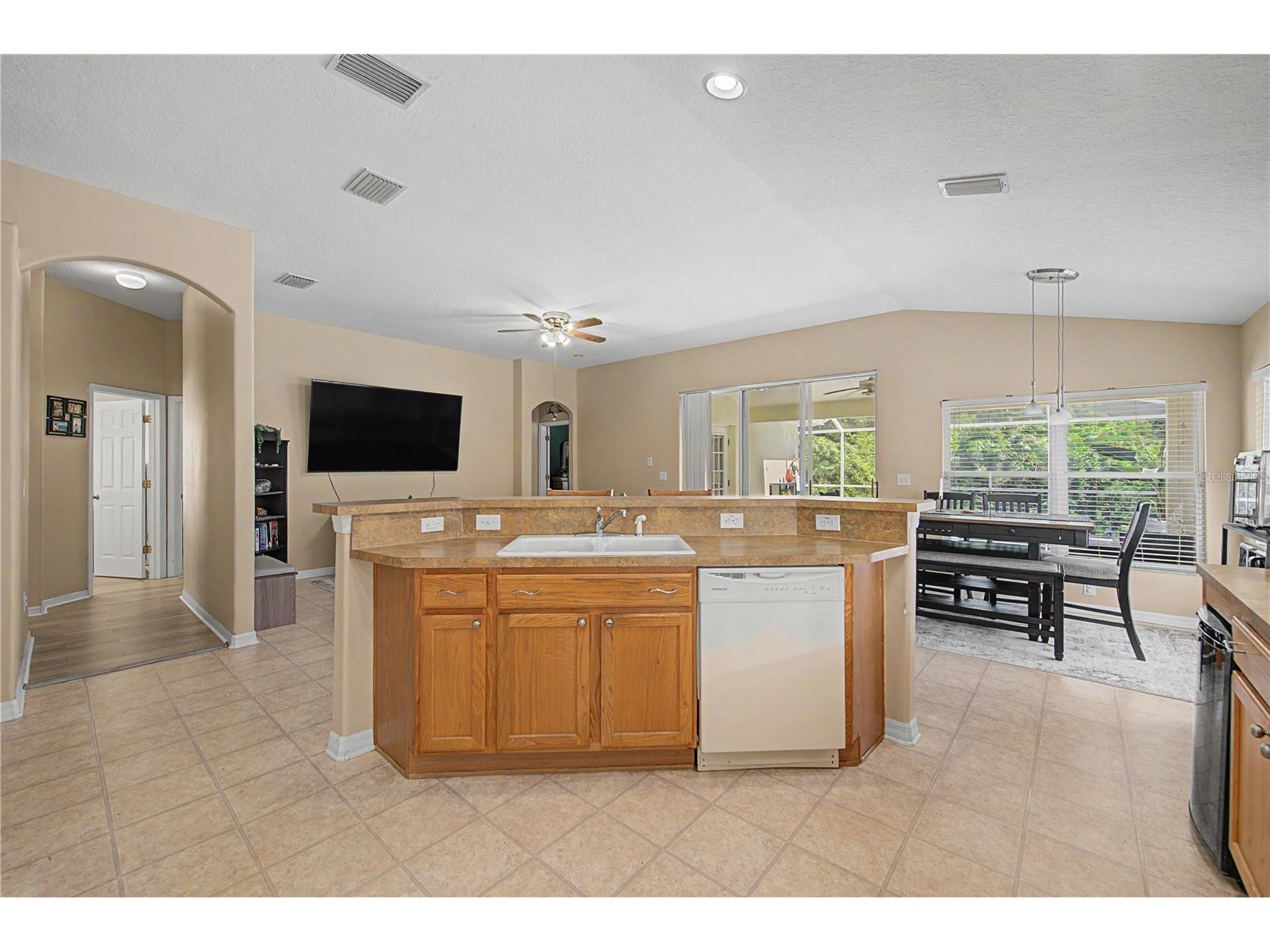 4756 Whispering Wind Avenue Tampa FL 33614 TB8528270 image24
