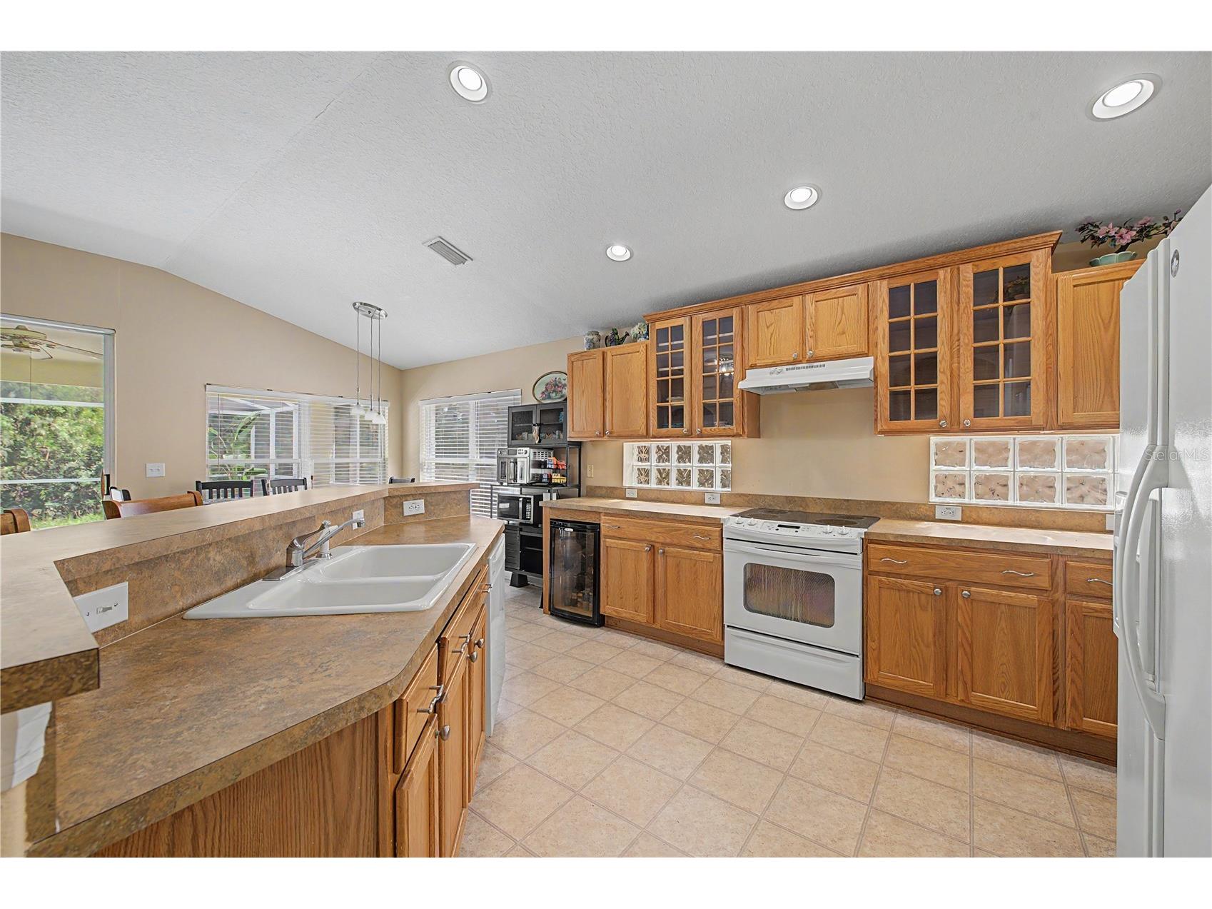 4756 Whispering Wind Avenue Tampa FL 33614 TB8528270 image27