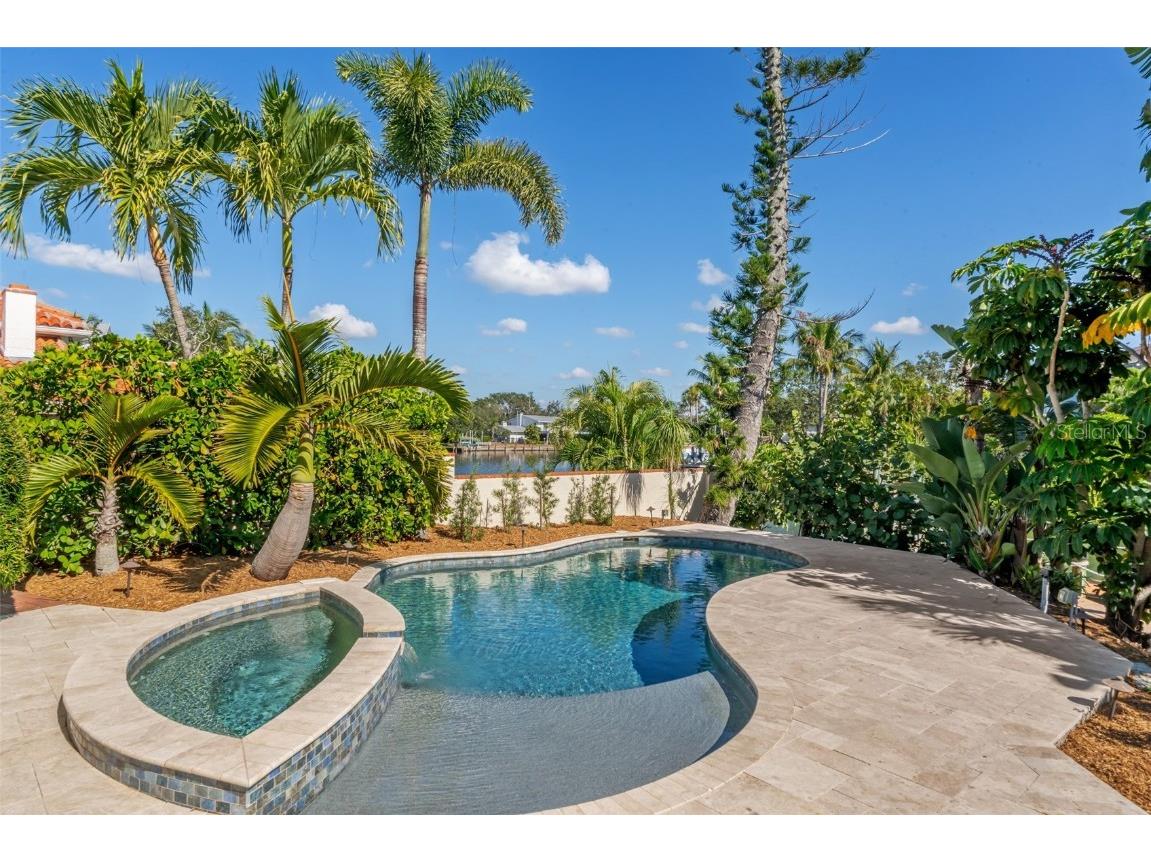 4757 Higel Avenue Sarasota FL 34242 A4669548 image24