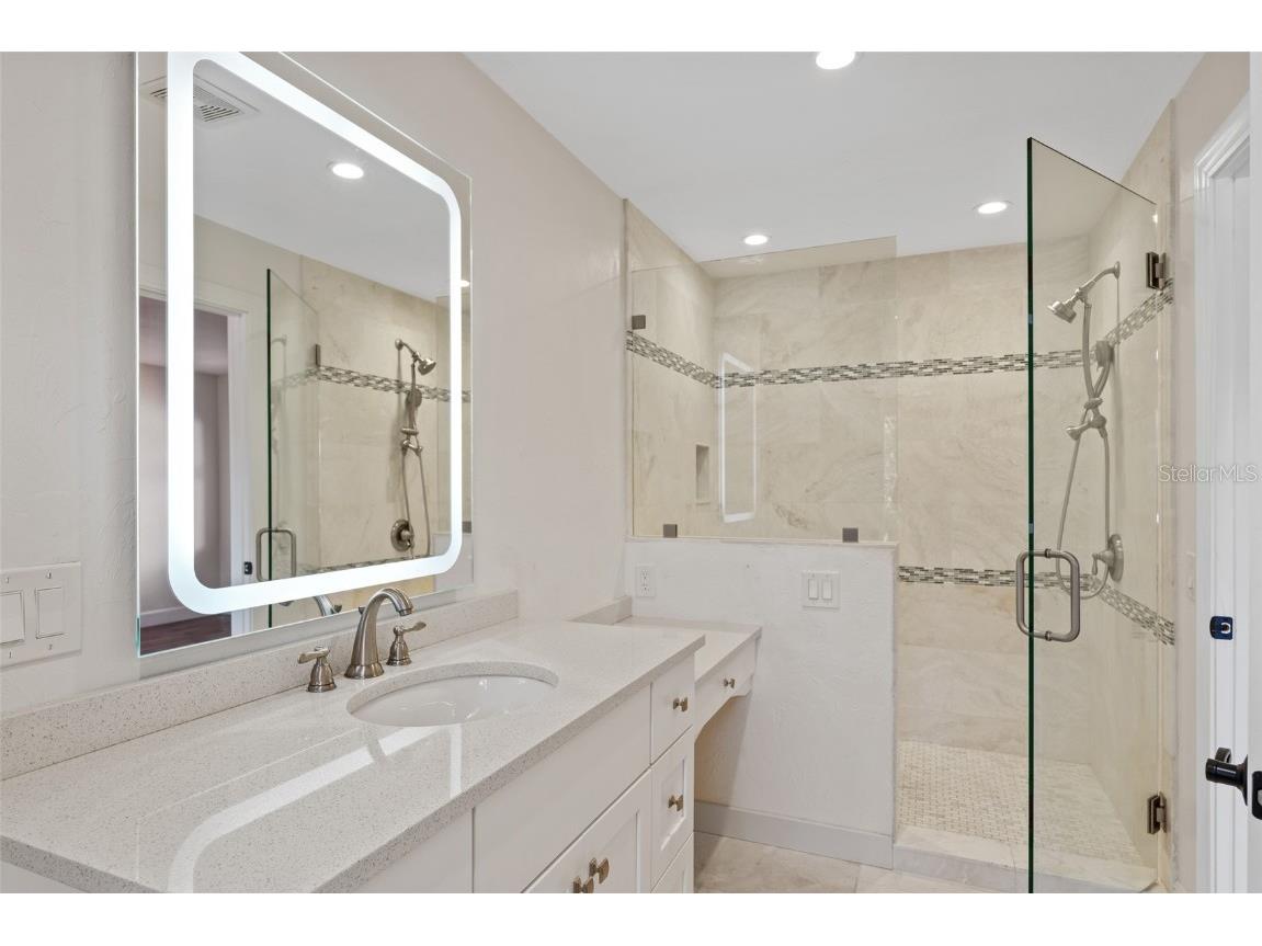 4757 Higel Avenue Sarasota FL 34242 A4669548 image41