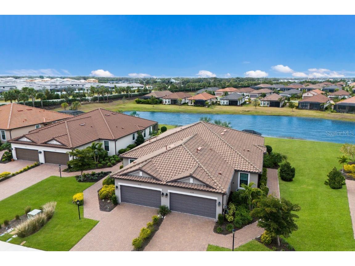 4758 Tortona Court Lakewood Ranch FL 34211 A4634874 image1