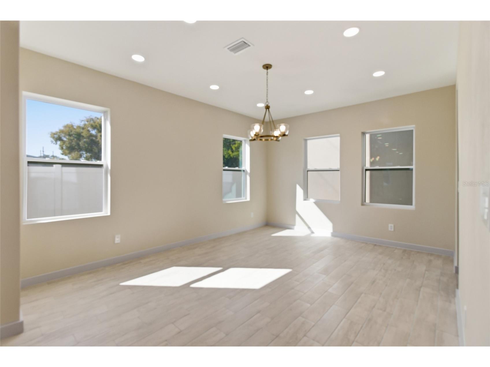 4759 11th Avenue S Saint Petersburg FL 33711 A4654971 image14