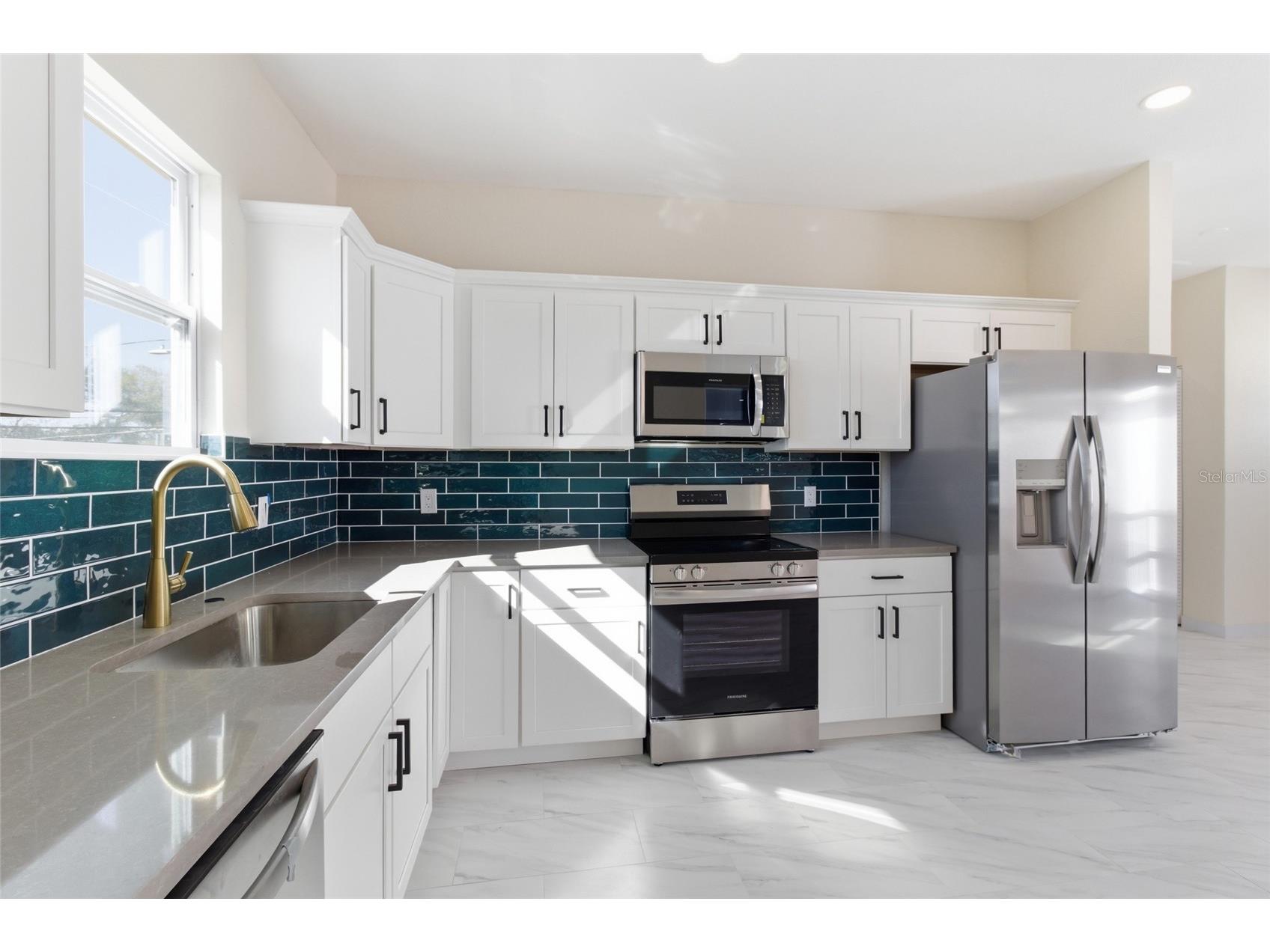 4759 11th Avenue S Saint Petersburg FL 33711 A4654971 image35