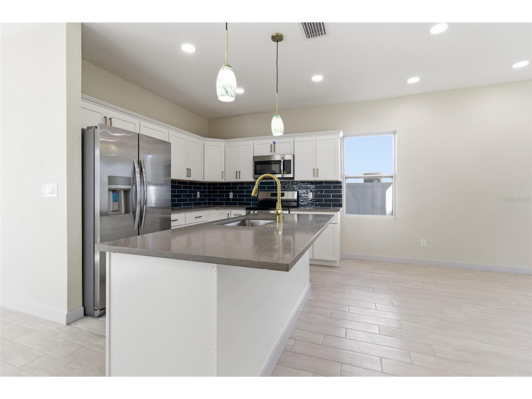 4759 11th Avenue S Saint Petersburg FL 33711 A4654971 image8