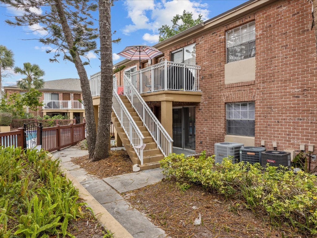 476 Banyon Tree Circle #204 Maitland FL 32751 O6093115 image1