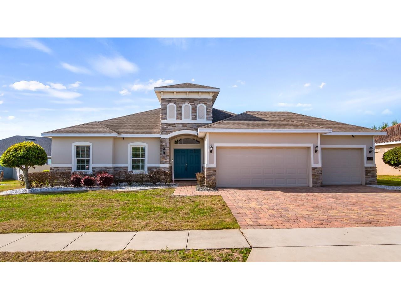 476 Bellissimo Place Howey In The Hills FL 34737 G5110506 image1