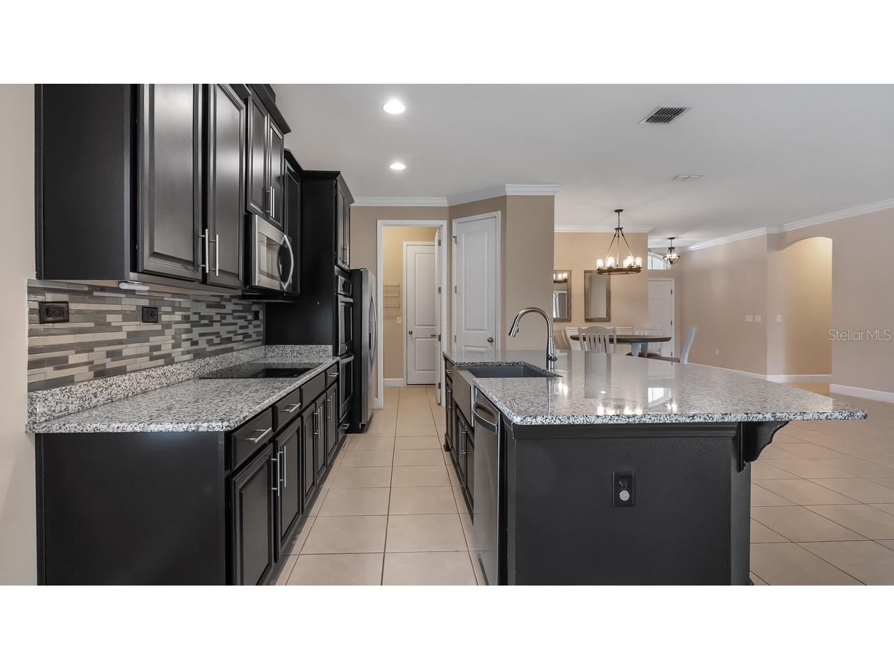 476 Bellissimo Place Howey In The Hills FL 34737 G5110506 image14