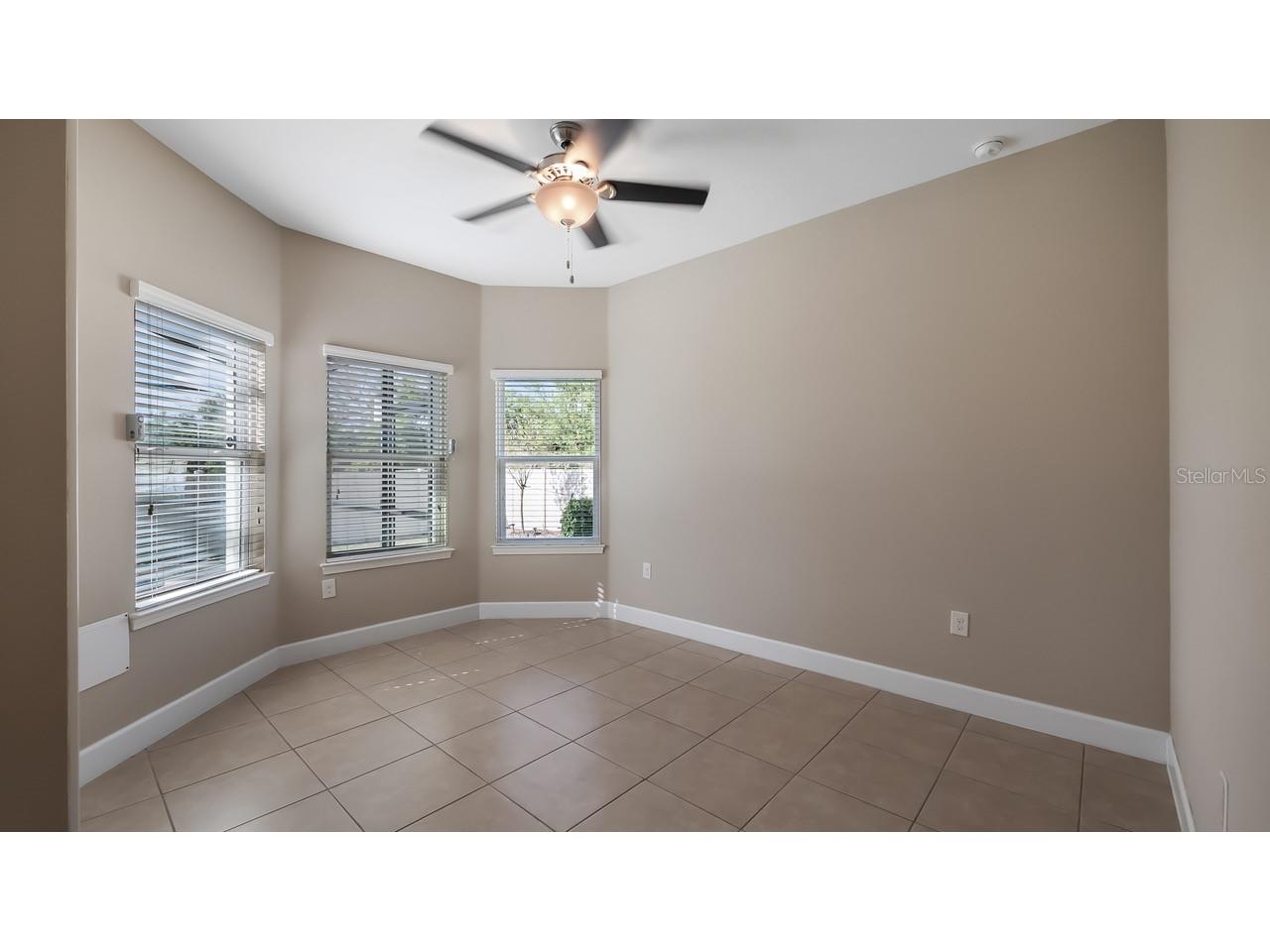 476 Bellissimo Place Howey In The Hills FL 34737 G5110506 image30