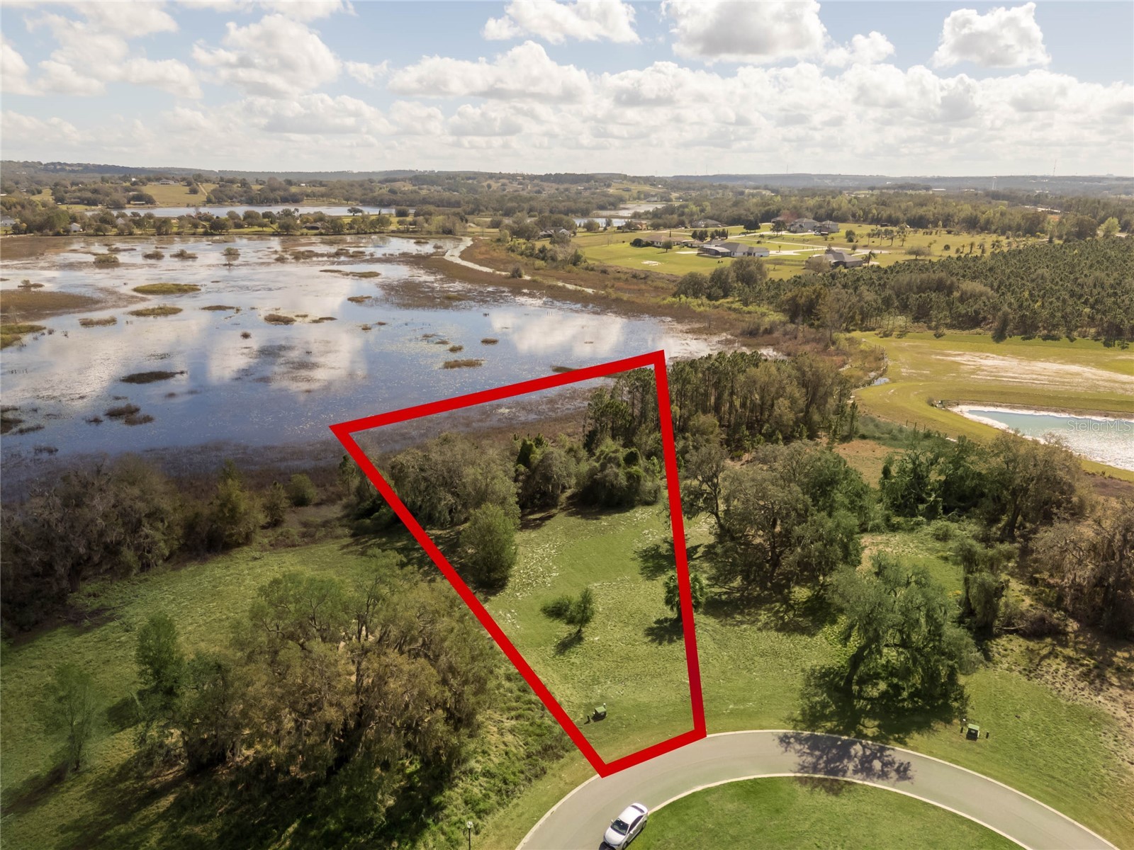 476 Long And Winding Rd Howey In The Hills FL 34737 G5110825 image7